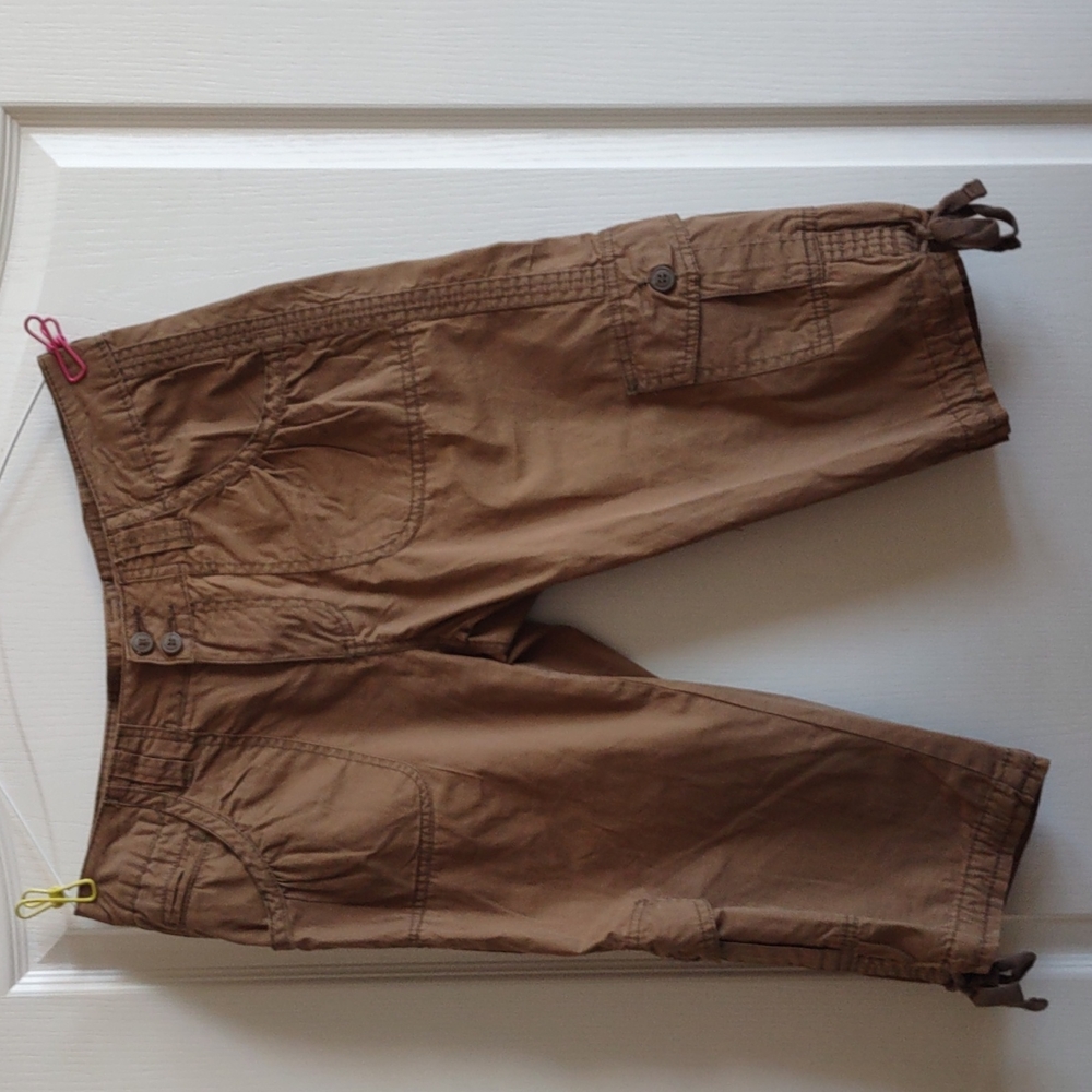 a.n.a Cargo Style Shorts, Brown Multiple Pockets Over The Knee, 100% Cotton